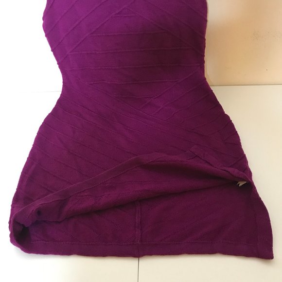 St. John Collection Criss Cross Bandage Pattern Santana Knit Sheath Dress Size 8 - Picture 5 of 15